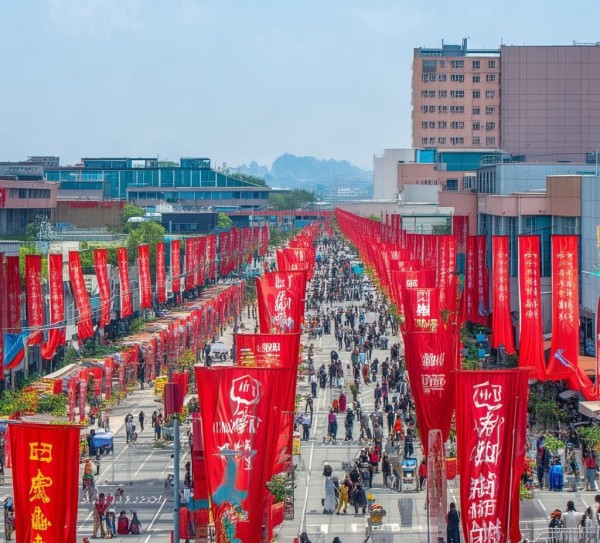 宁县亿联商贸城，赋能乡村振兴，推动经济发展